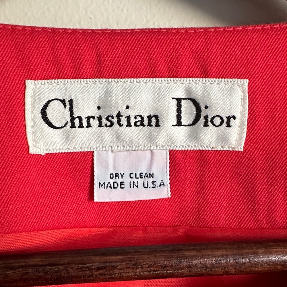 Dior Christian Dior Vintage Women's Vibrant Pink/Coral Button Blazer - Picture 2 of 9